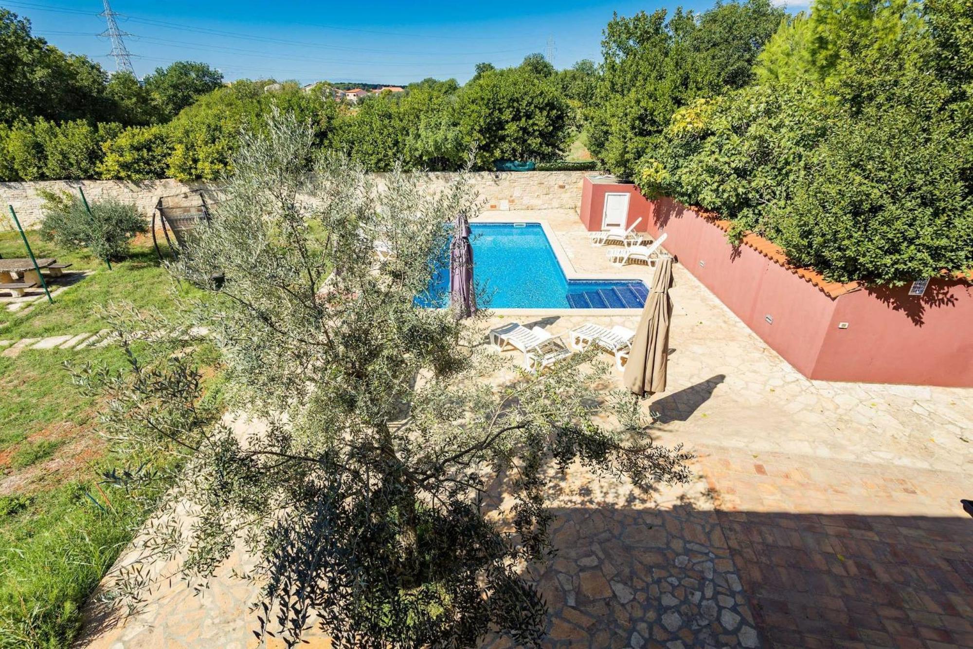 Holiday Home Pina Пула Экстерьер фото